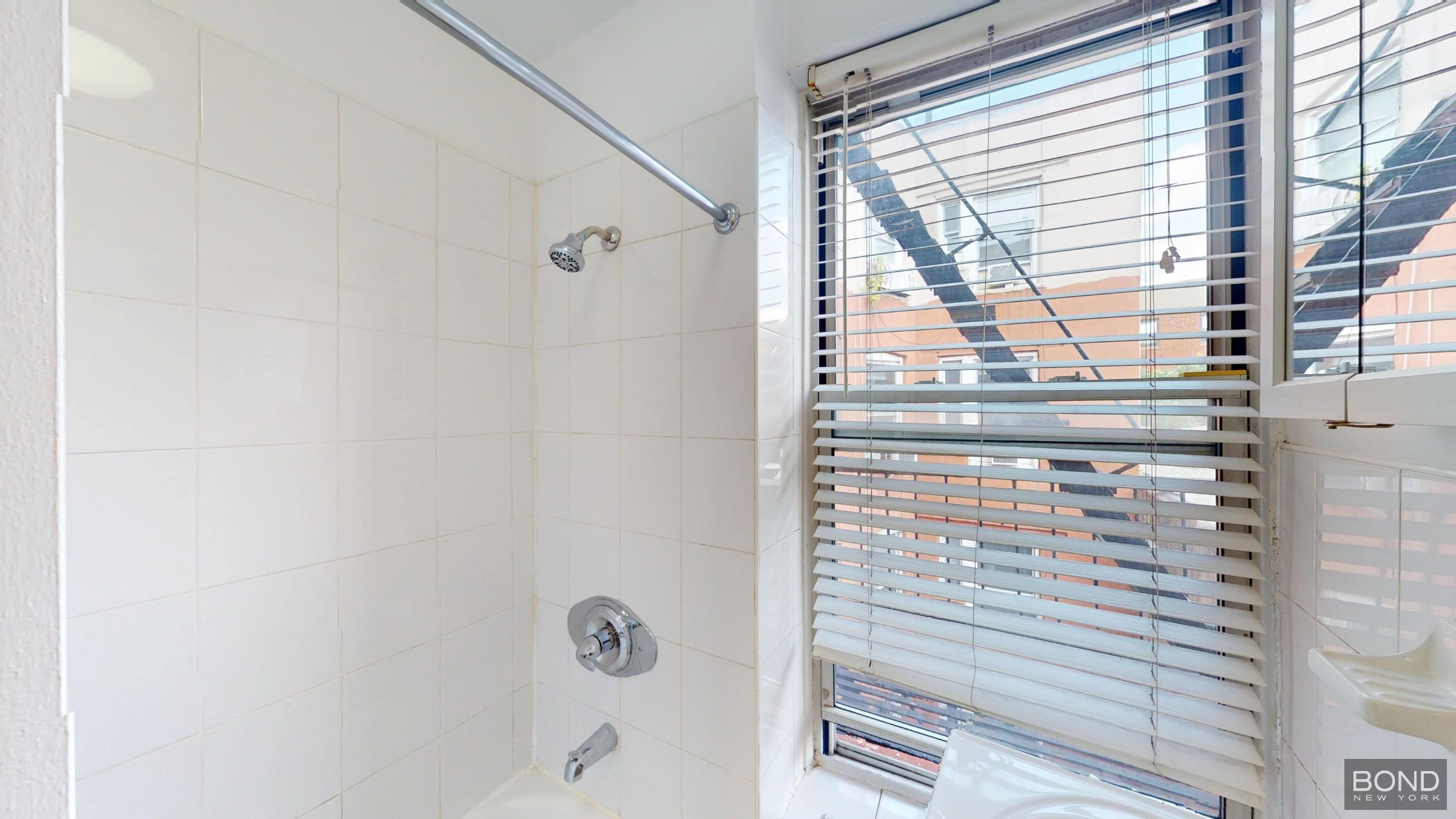 20 Spring Street, Unit 10 Manhattan, NY 10012 - Photo 9 of 11 Photo 9
