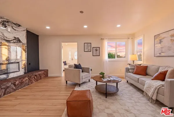 $1,044,990 | 11934 South Van Ness Avenue, Hawthorne, CA 90250