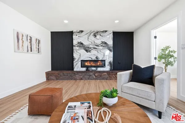 $1,044,990 | 11934 South Van Ness Avenue, Hawthorne, CA 90250