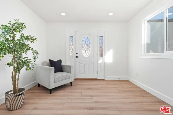 $1,044,990 | 11934 South Van Ness Avenue, Hawthorne, CA 90250