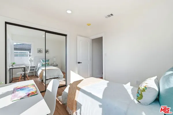 $1,044,990 | 11934 South Van Ness Avenue, Hawthorne, CA 90250