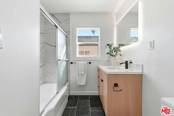 $1,044,990 | 11934 South Van Ness Avenue, Hawthorne, CA 90250
