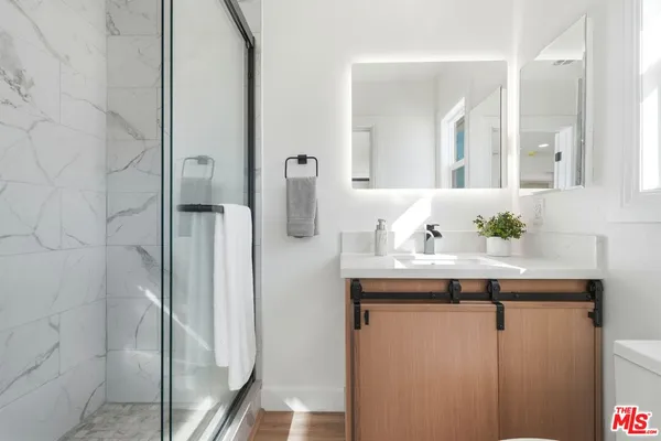 $1,044,990 | 11934 South Van Ness Avenue, Hawthorne, CA 90250
