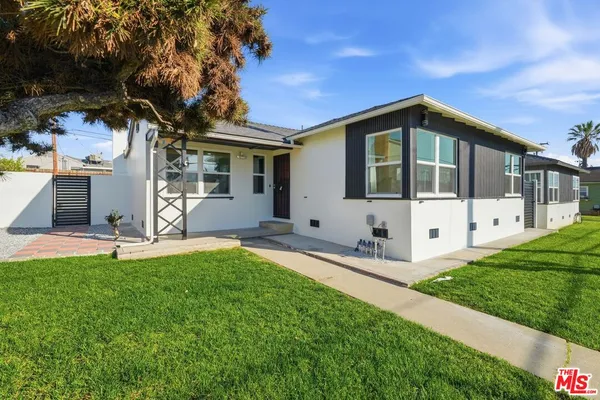 $1,044,990 | 11934 South Van Ness Avenue, Hawthorne, CA 90250