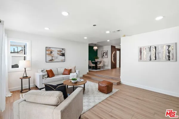 $1,044,990 | 11934 South Van Ness Avenue, Hawthorne, CA 90250