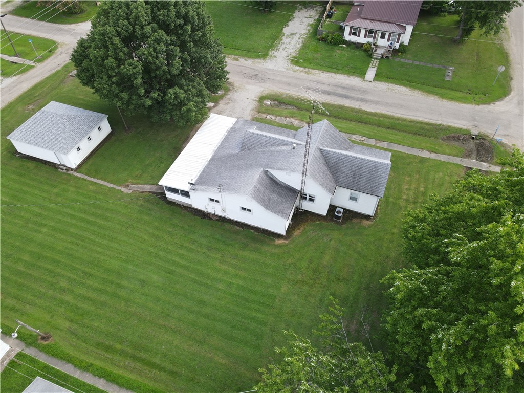802 Indiana Street Edgewood, IL 62426 - Photo 10 of 37 Gallery Image 10