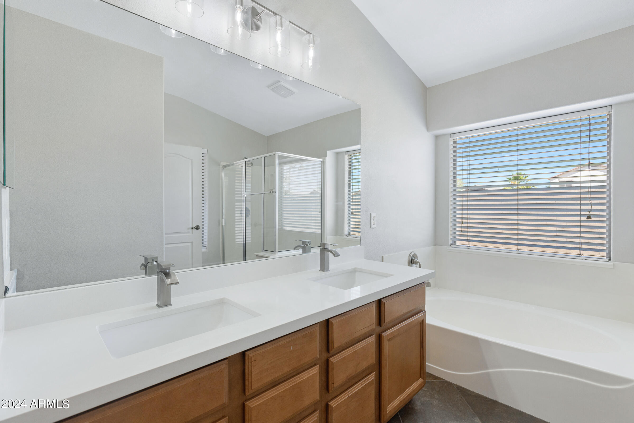 42712 West Venture Road Maricopa, AZ 85138 - Photo 18 of 36 42712 W Venture Rd-17