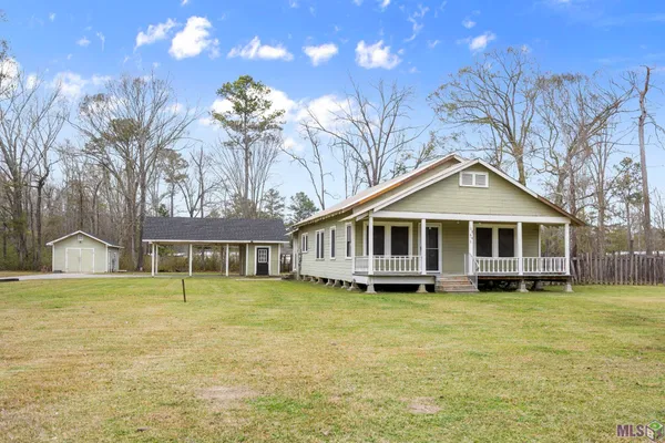 $1,700 | 13691 Andrews Road, Denham Springs, LA 70726