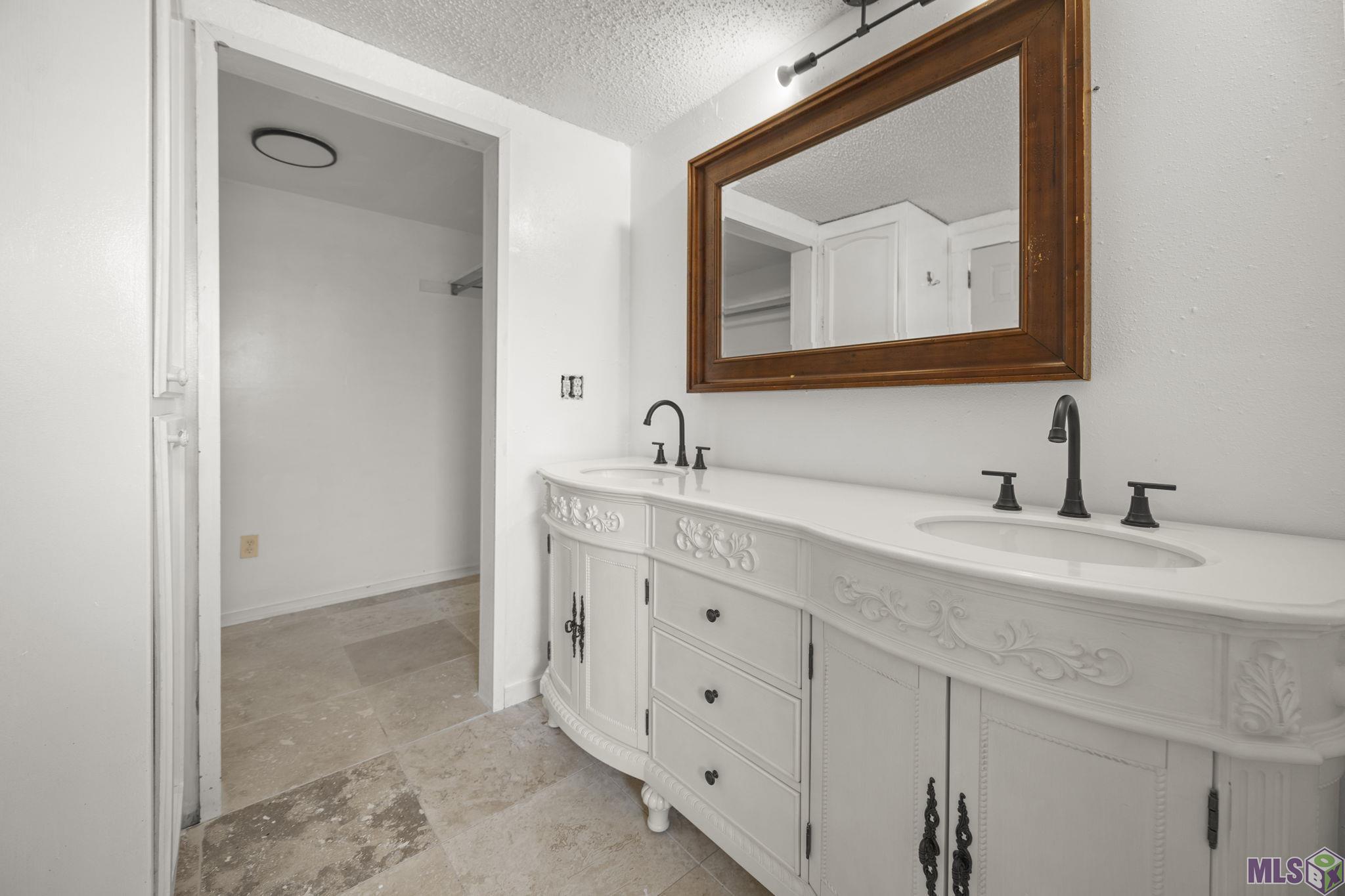 13691 Andrews Road Denham Springs, LA 70726 - Photo 2 of 20