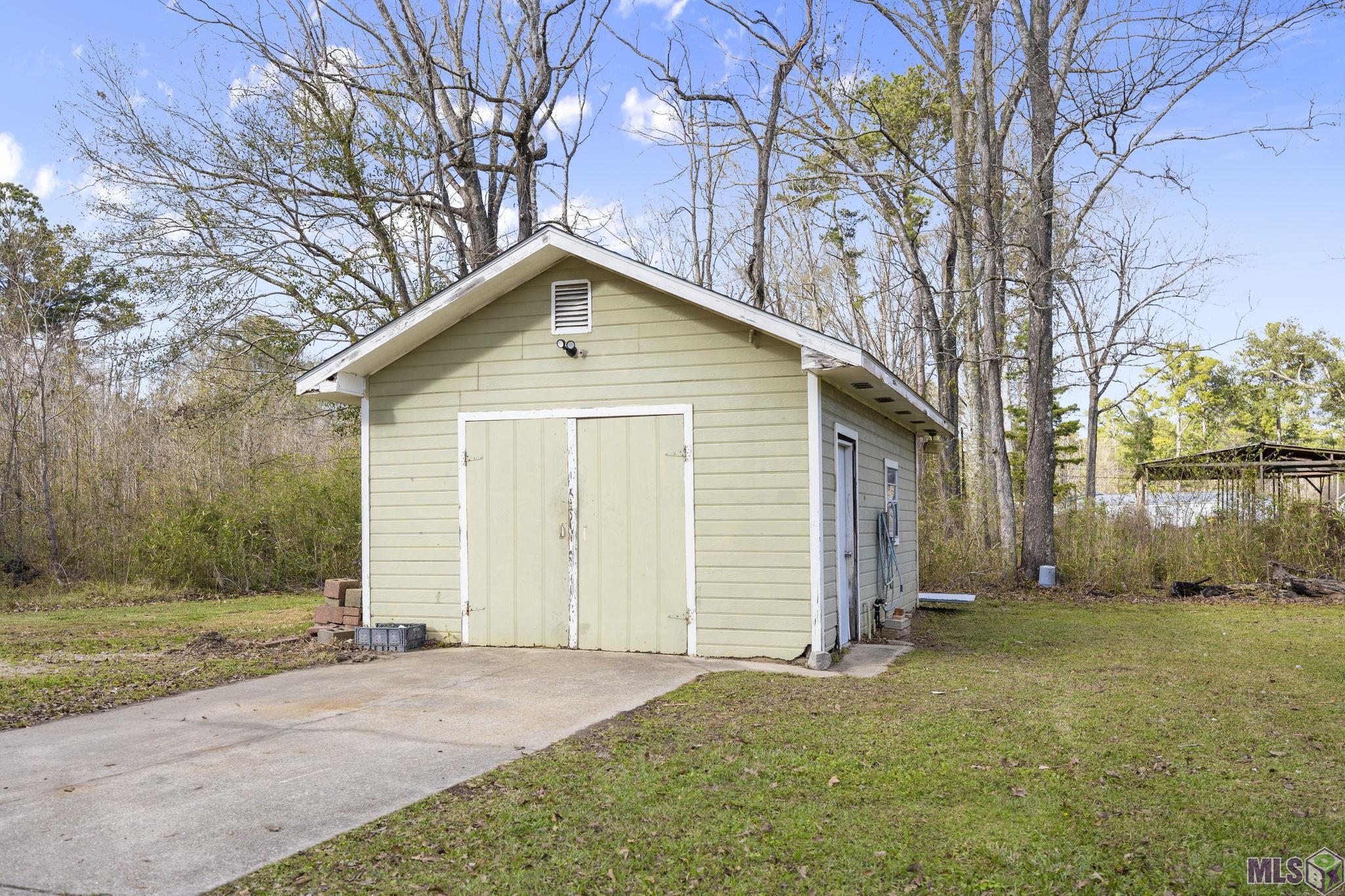 13691 Andrews Road Denham Springs, LA 70726 - Photo 3 of 20
