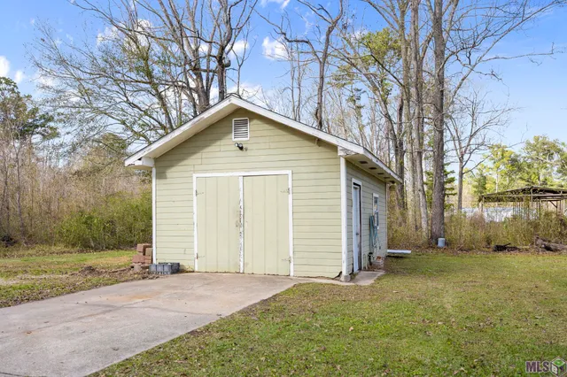 $1,700 | 13691 Andrews Road, Denham Springs, LA 70726