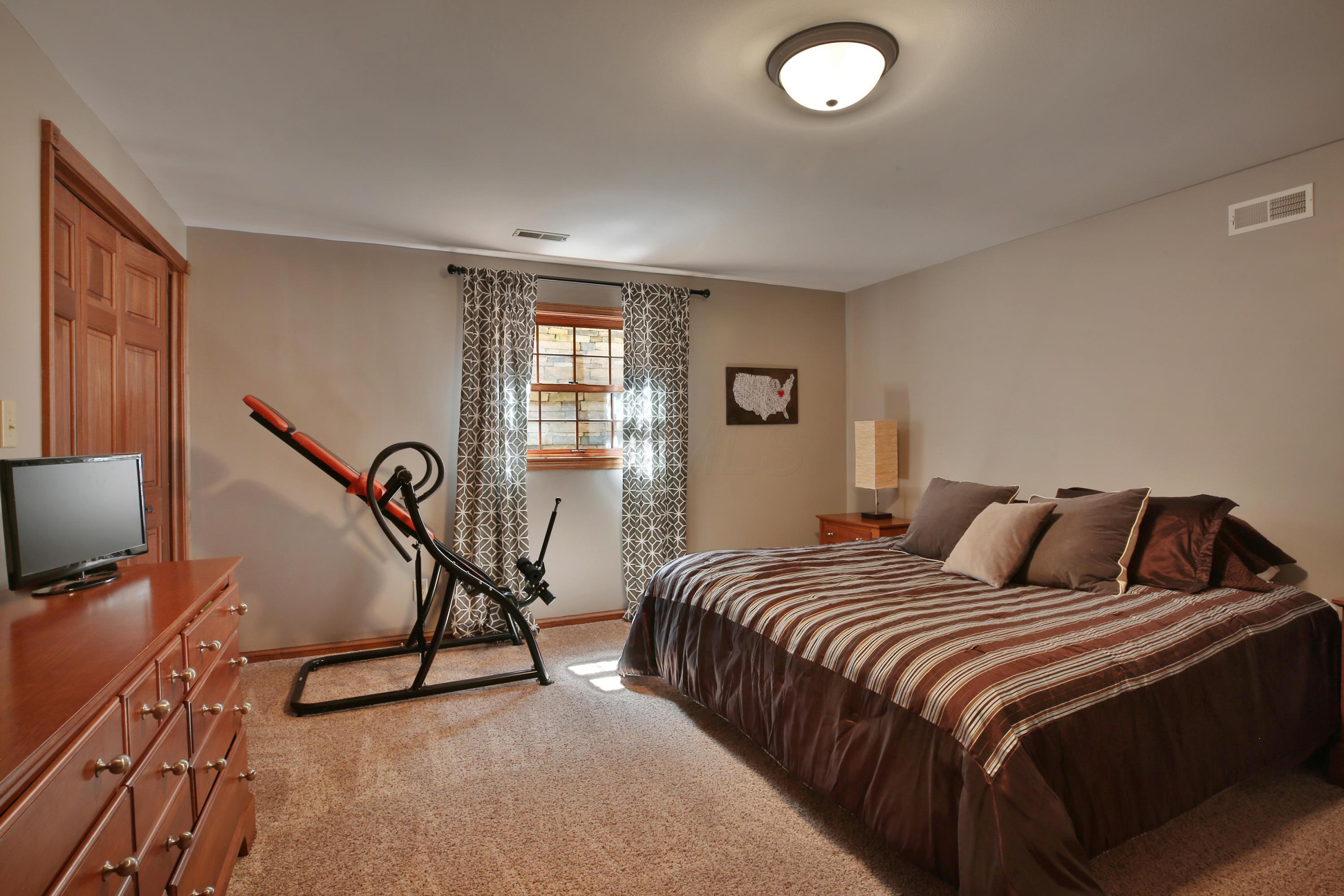 8314 Harlem Road Westerville, OH 43081 - Photo 60 of 84 Gallery Image 60