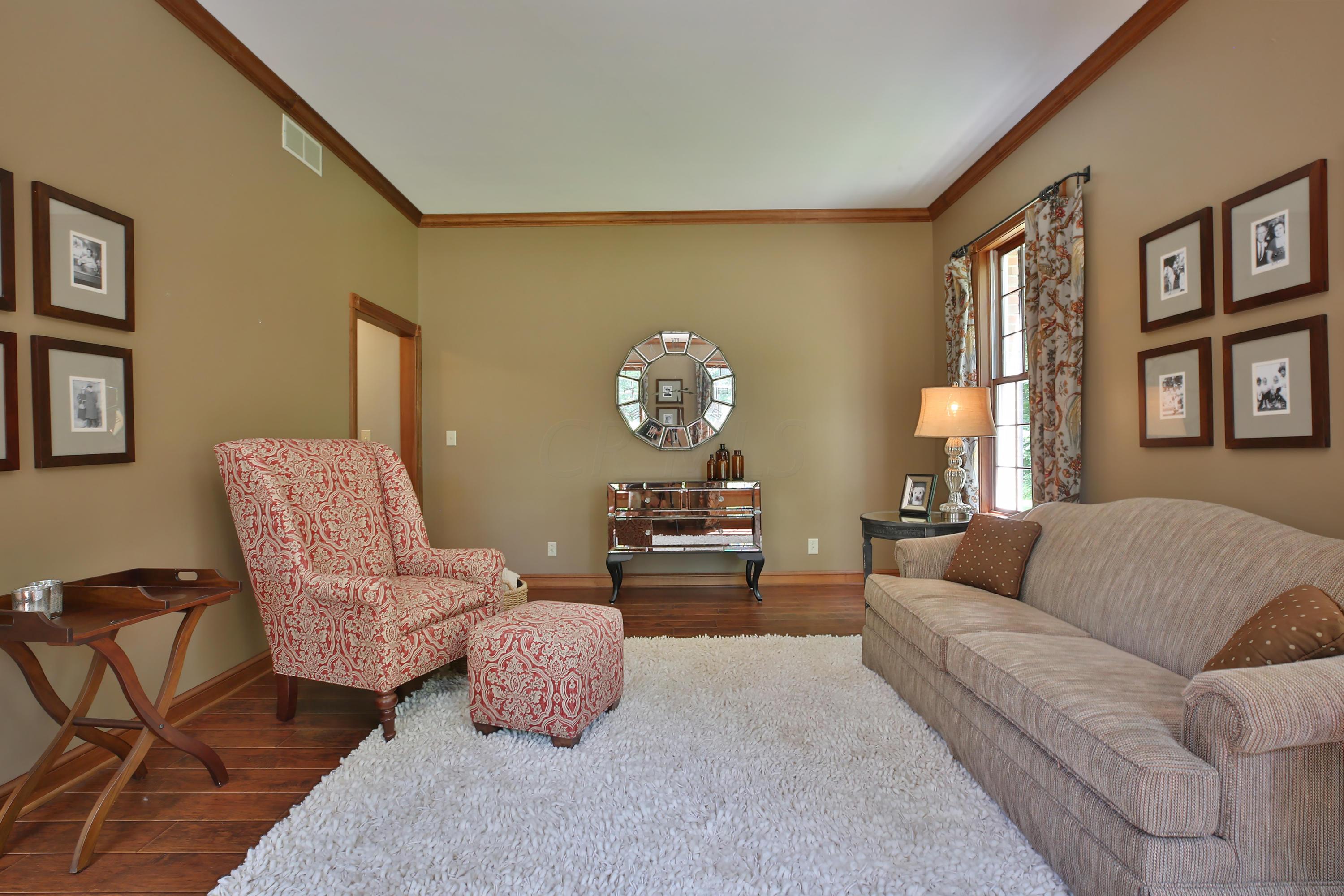 8314 Harlem Road Westerville, OH 43081 - Photo 9 of 84 Gallery Image 9