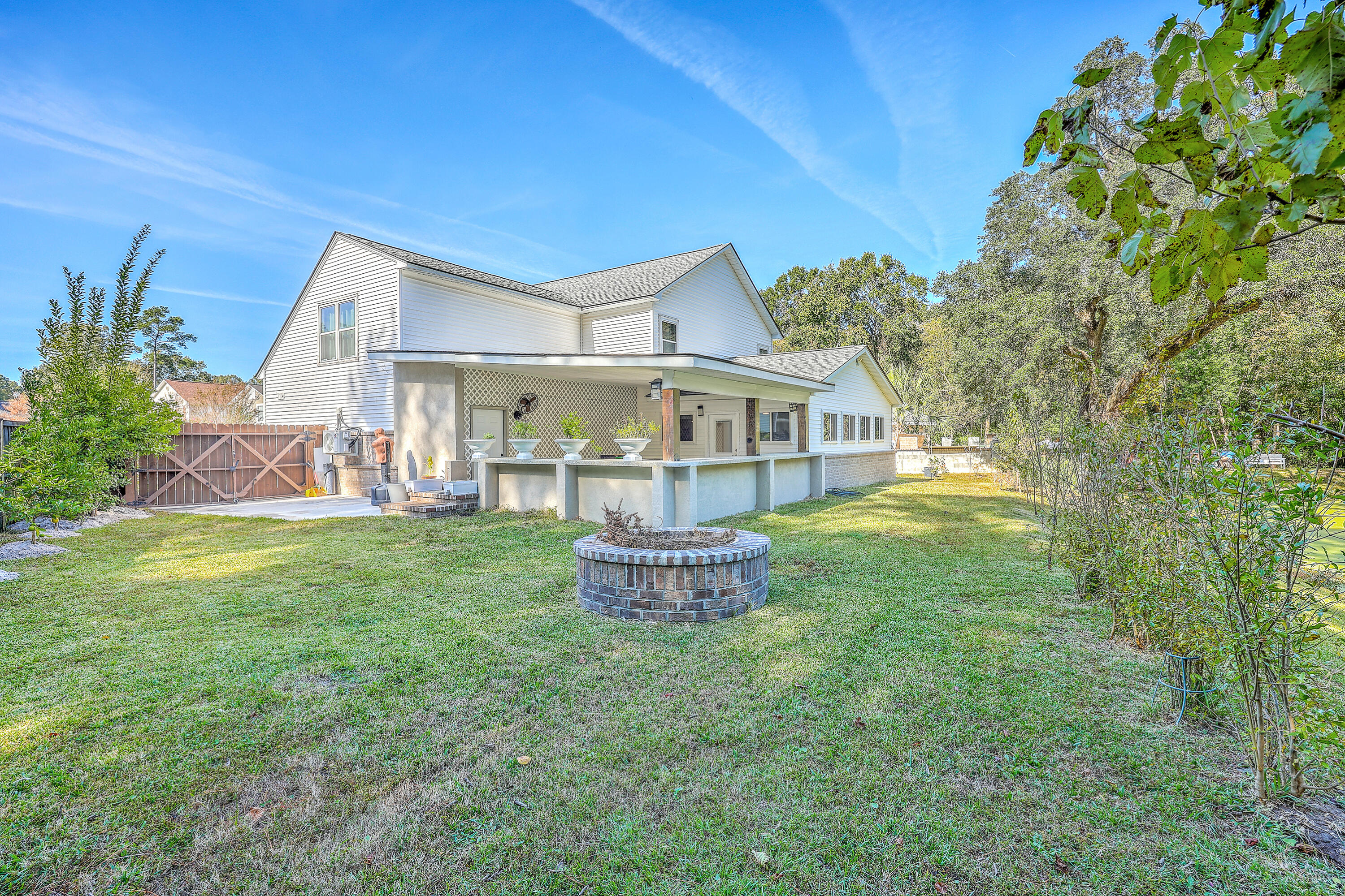 7950 New Ryder Road North Charleston, SC 29406 - Photo 32 of 33 Rear view