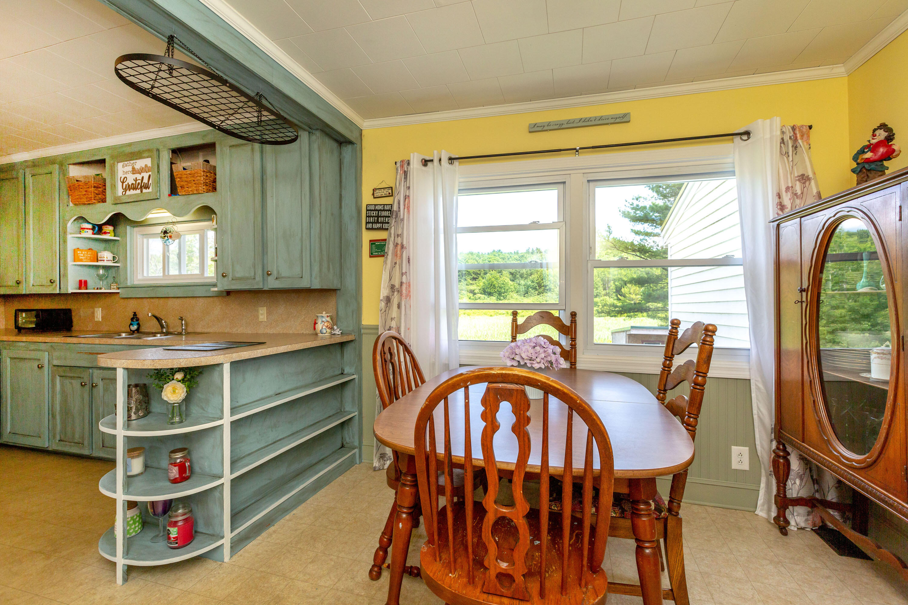 109 New Meadows Road West Bath, ME 04530 - Photo 7 of 44 Kitchen/Dining