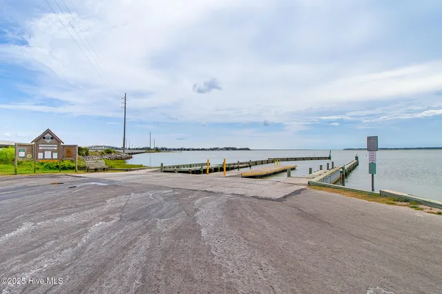 $139,900 | 727 Crow Hill Road, Beaufort, NC 28516