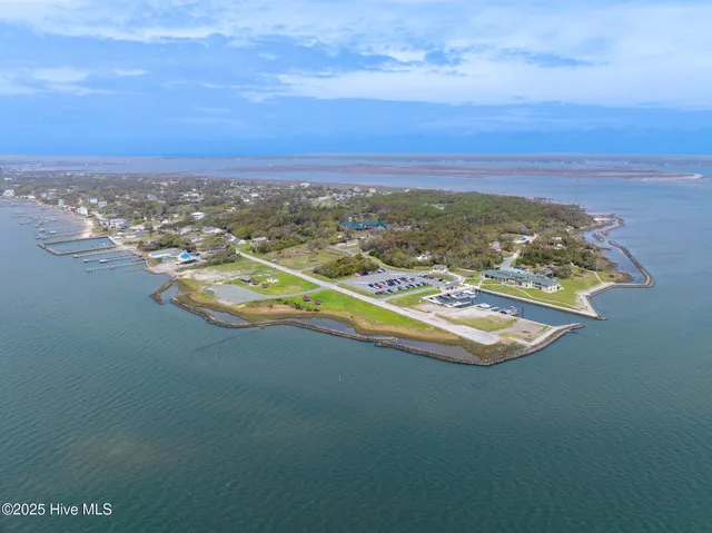 $139,900 | 727 Crow Hill Road, Beaufort, NC 28516