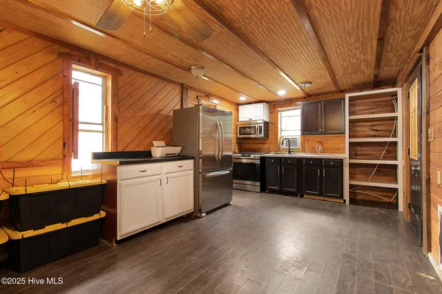 $139,900 | 727 Crow Hill Road, Beaufort, NC 28516