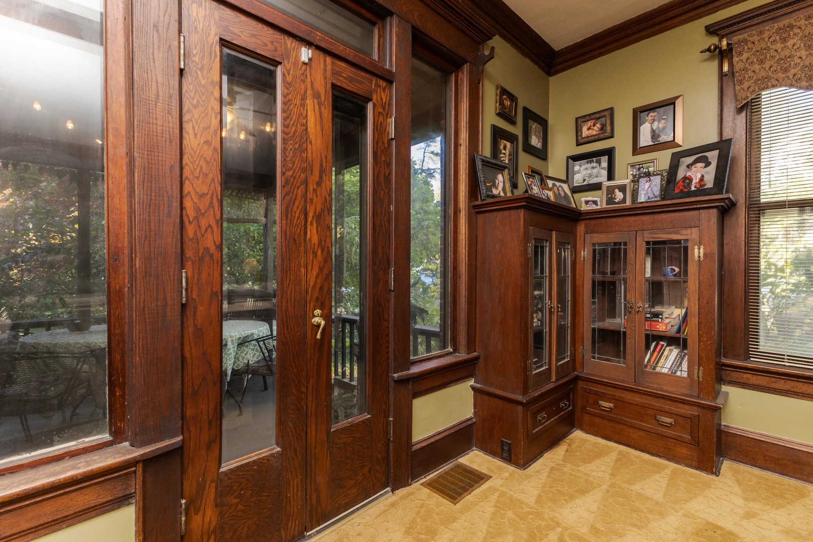 1111 East Grove Street Bloomington, IL 61701 - Photo 20 of 56 a view of an entryway of house and front door