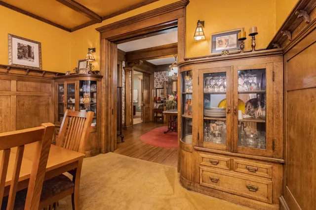 $574,900 | 1111 East Grove Street, Bloomington, IL 61701