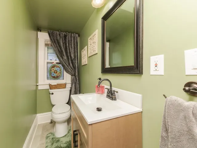 $574,900 | 1111 East Grove Street, Bloomington, IL 61701