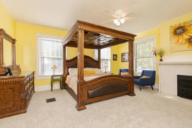 $574,900 | 1111 East Grove Street, Bloomington, IL 61701