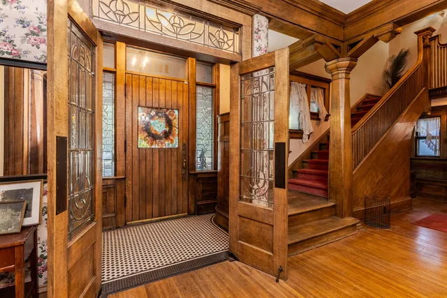 $574,900 | 1111 East Grove Street, Bloomington, IL 61701