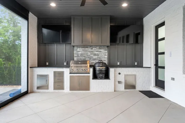 $2,298,710 | 3377 Eslin Court, Murfreesboro, TN 37130