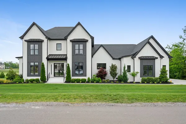 $2,298,710 | 3377 Eslin Court, Murfreesboro, TN 37130