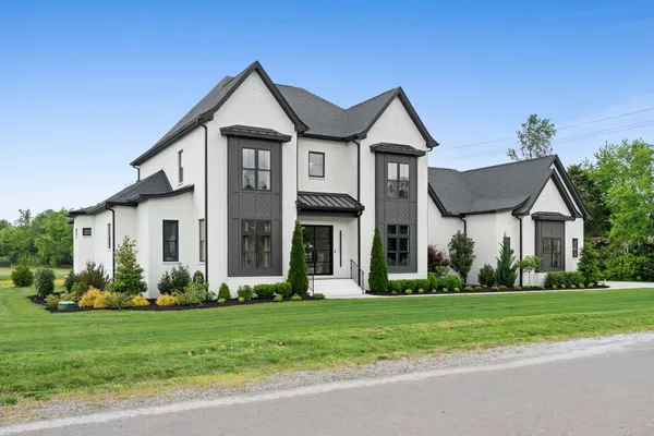$2,298,710 | 3377 Eslin Court, Murfreesboro, TN 37130