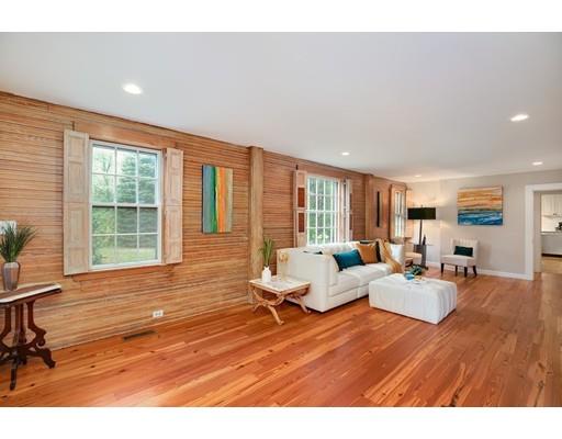 103 Grove Street Hanover, MA 02339 - Photo 4 of 30 Gallery Image 4