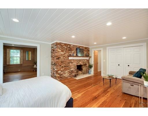 103 Grove Street Hanover, MA 02339 - Photo 5 of 30 Gallery Image 5