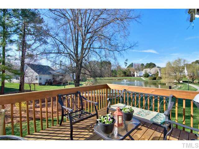 6 Bethany Place Durham, NC 27712 - Photo 8 of 12 a view of a wooden deck with a bench