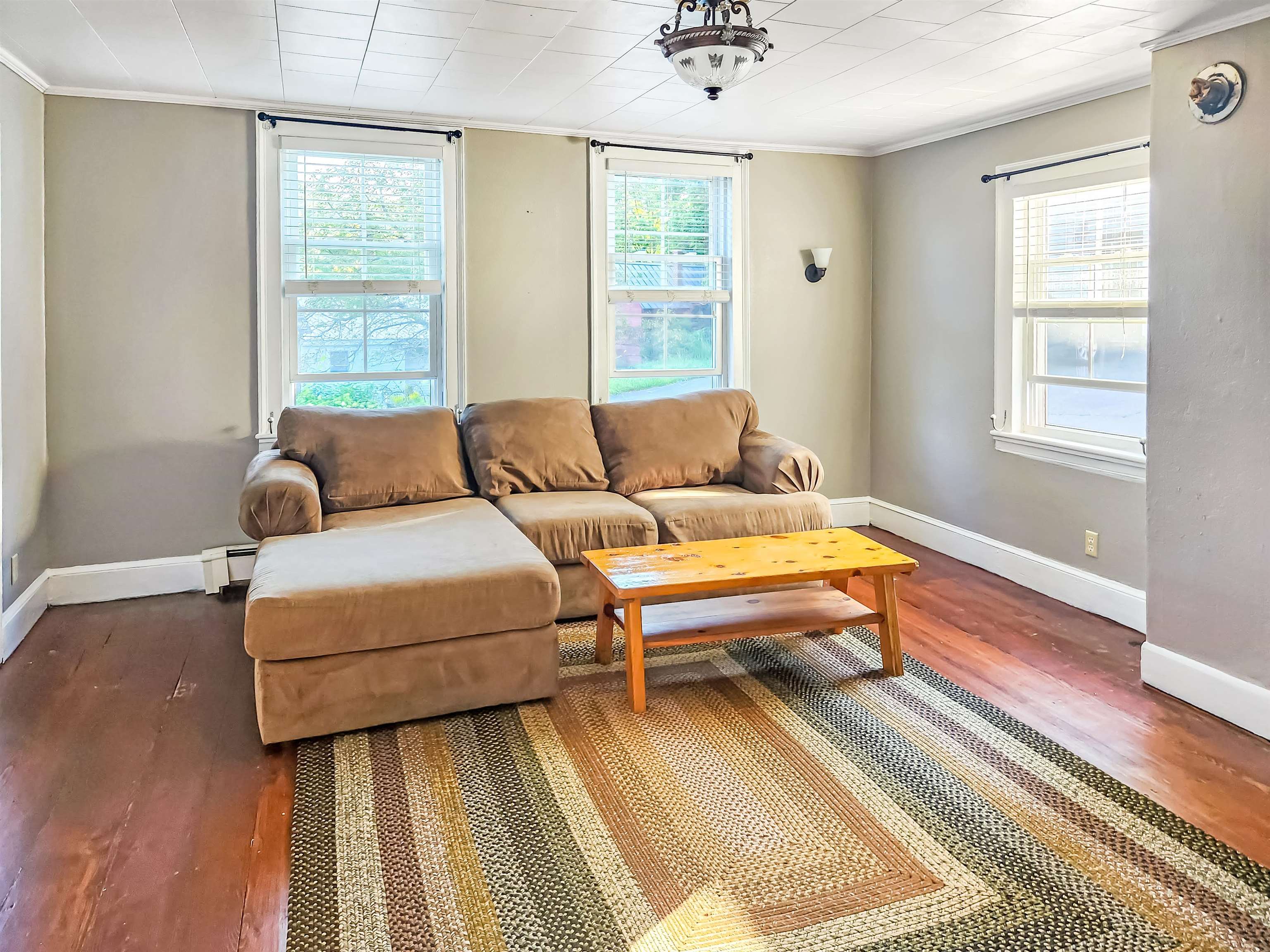 81 High Street Cavendish, VT 05142 - Photo 4 of 27