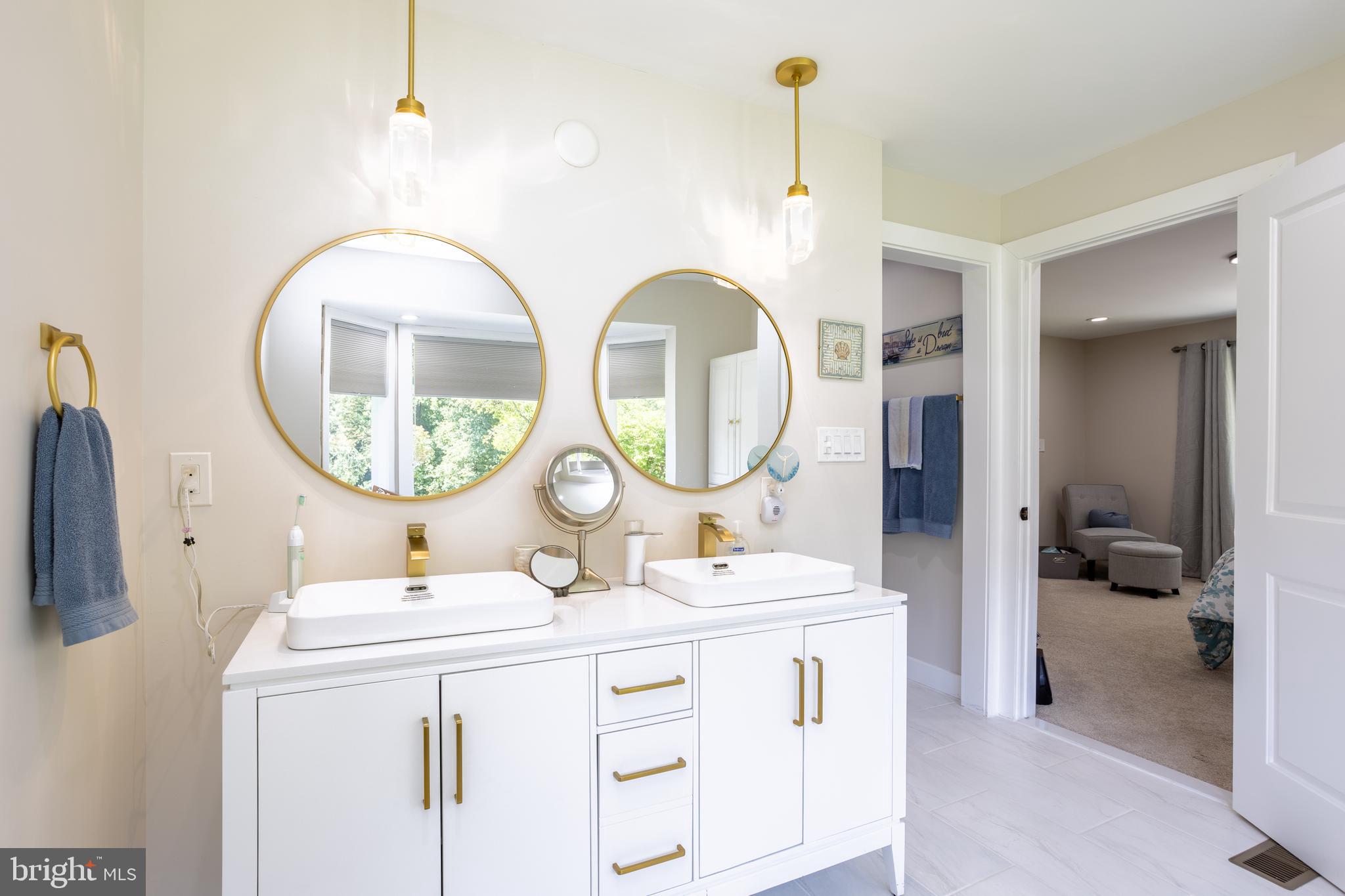 13829 Manor Glen Road Baldwin, MD 21013 - Photo 45 of 82 Primary Bathroom