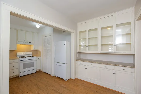 $2,100 | 1632 Bonnie Brae Street, Unit A, Houston, TX 77006