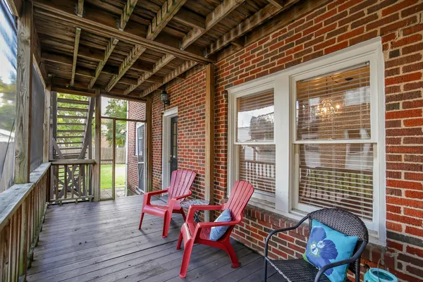 $2,100 | 1632 Bonnie Brae Street, Unit A, Houston, TX 77006