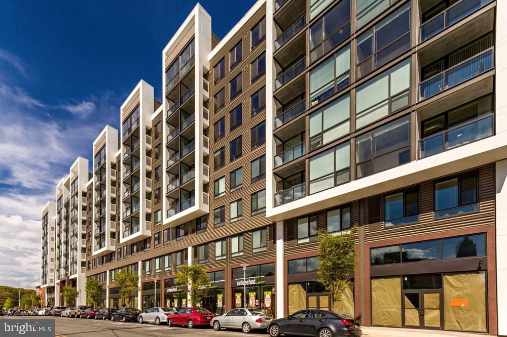 1901-39 Callowhill Street, Unit 430 Philadelphia, PA 19130 - Photo 4 of 17 a front view of a building