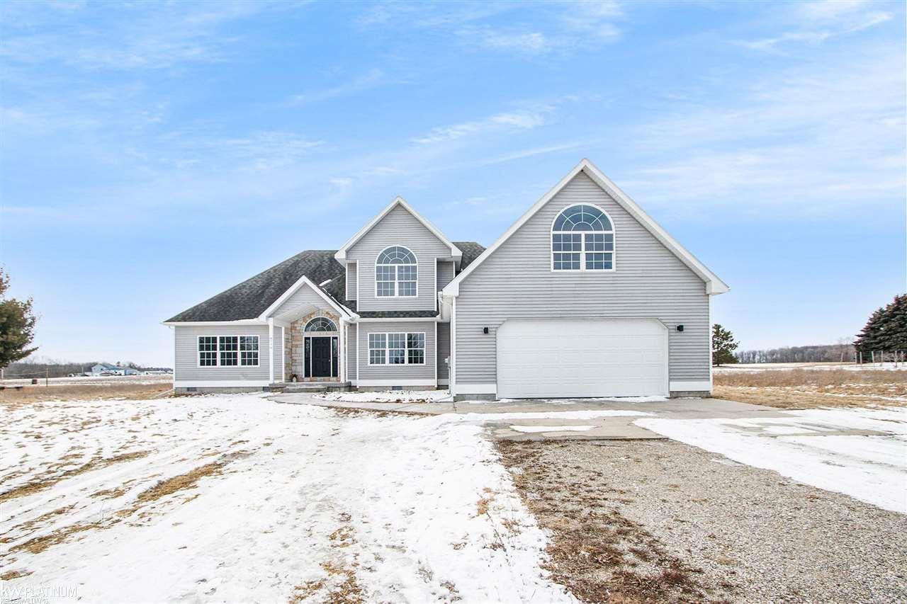 8770 East Broomfield Road Shepherd, MI 48883 - Photo 1 of 35