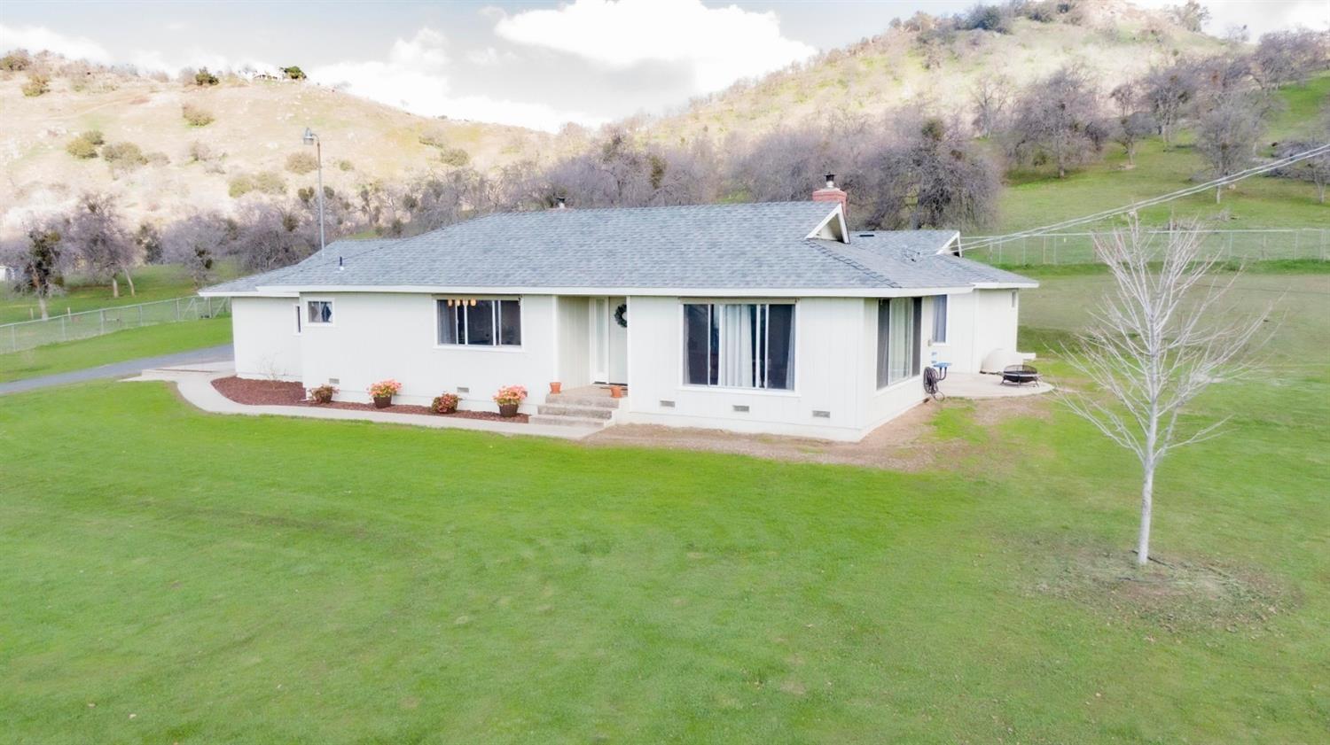 45694 Longview Road Squaw Valley, CA 93675 - Photo 1 of 53 Gallery Image 1