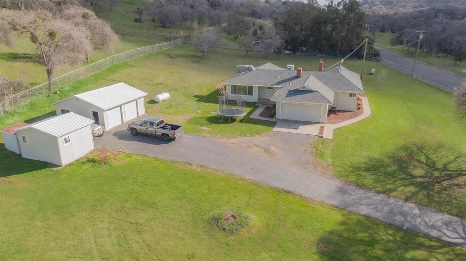 45694 Longview Road Squaw Valley, CA 93675 - Photo 6 of 53 Gallery Image 6