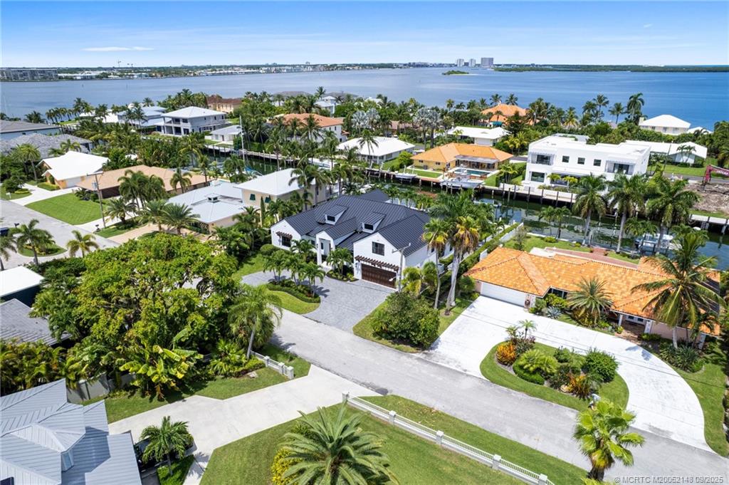 1110 Fairview Lane Riviera Beach, FL 33404 - Photo 68 of 76 Gallery Image 68