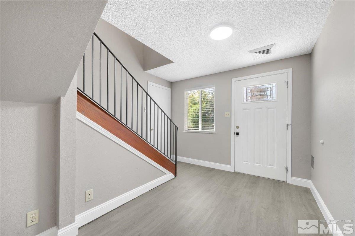 1355 Kings Row Reno, NV 89503 - Photo 6 of 40 Photo 6