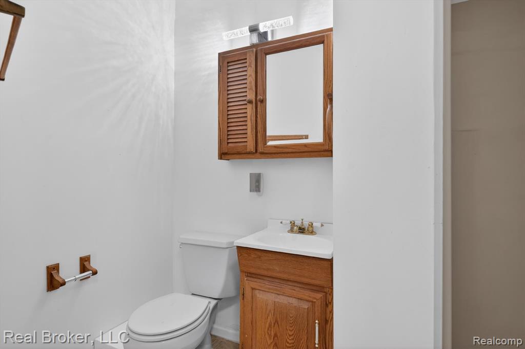48050 Hull Road Belleville, MI 48111 - Photo 25 of 39