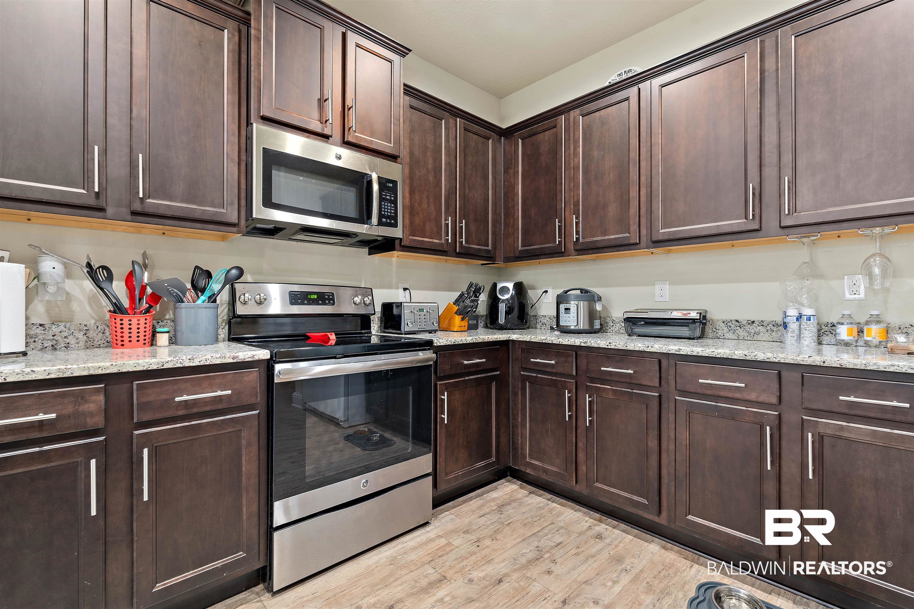 11712 Alameda Court Spanish Fort, AL 36527 - Photo 8 of 27 Kitchen