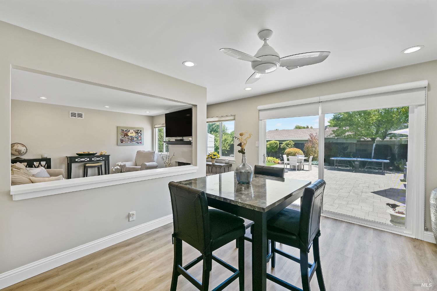 38 San Ramon Way Novato, CA 94945 - Photo 13 of 30