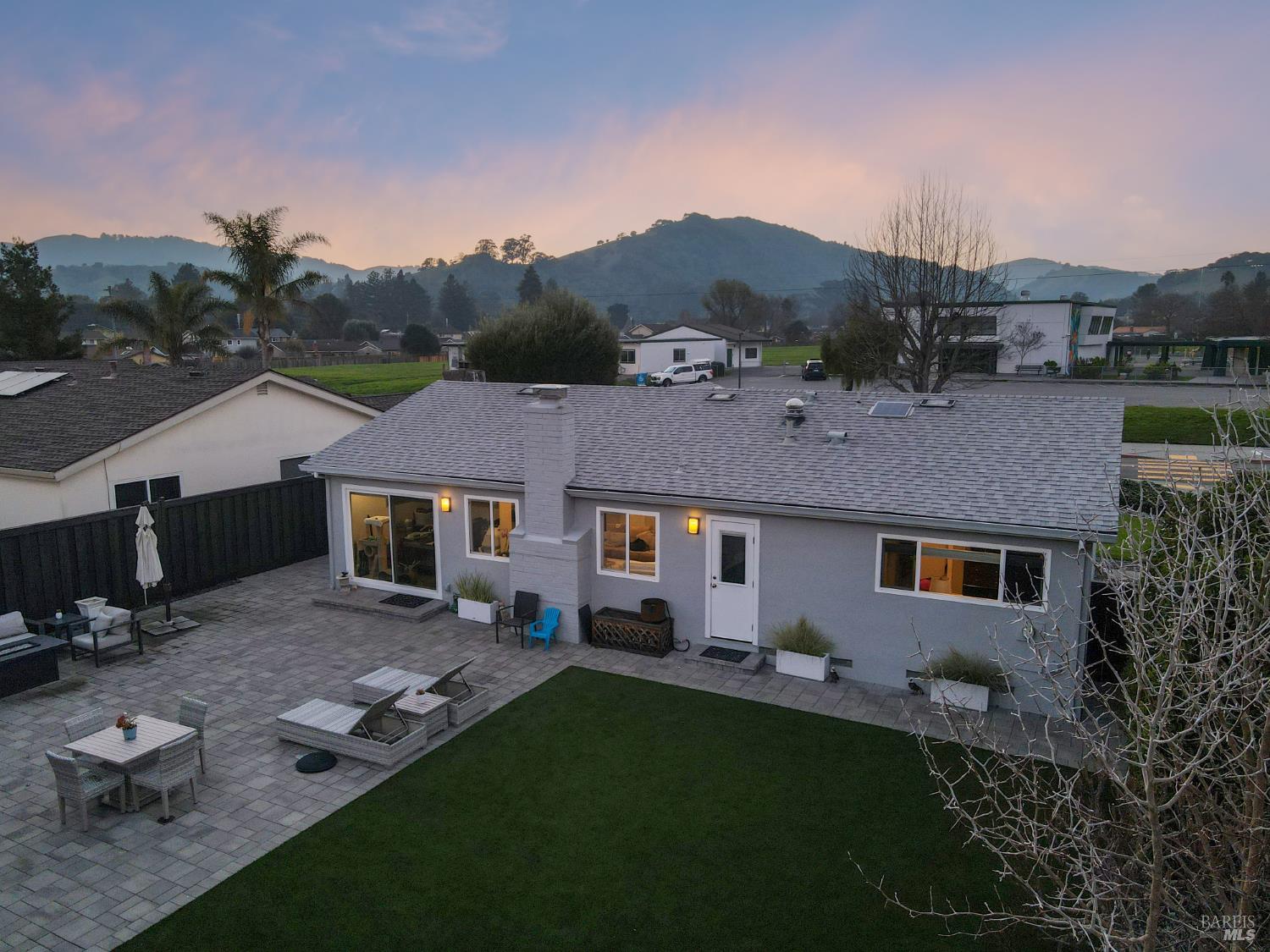 38 San Ramon Way Novato, CA 94945 - Photo 26 of 30