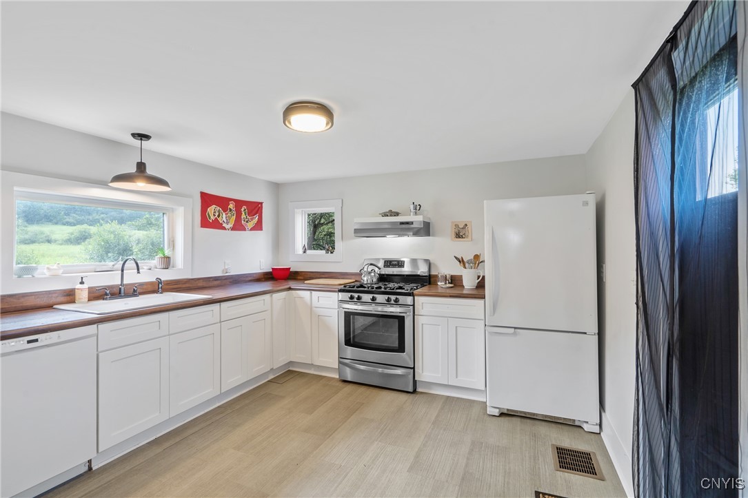 232 Lincklaen Center Road Lincklaen, NY 13052 - Photo 11 of 36