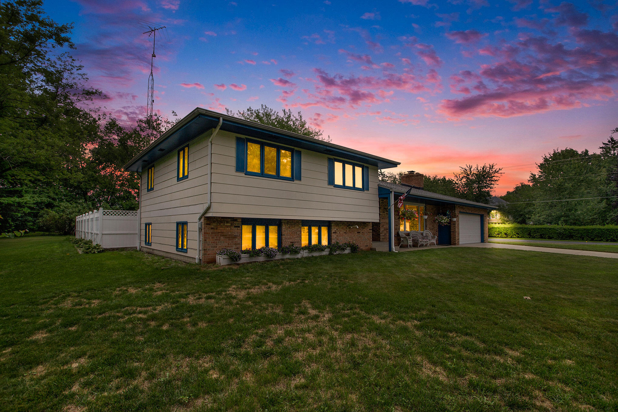 12891 Flynn Road Sawyer, MI 49125 - Photo 5 of 39 IMG_0393