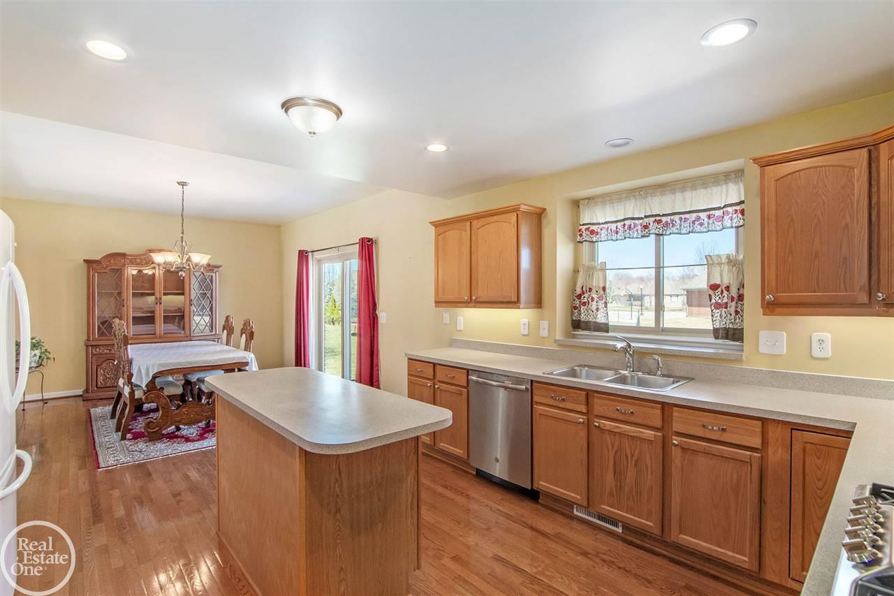 22661 Brantingham Road Macomb, MI 48044 - Photo 5 of 41 50038051-4.JPG